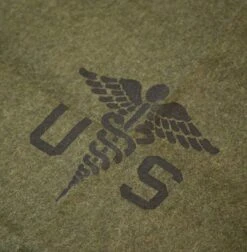 Wolldecke US Medical Oliv 228x150cm -Outdoor Ausrüstungsgeschäft 061222 1 wolldecke us medical oliv 228x150cm